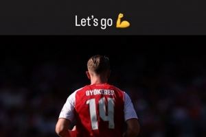 备受期待！约克雷斯社媒晒照预热对阵曼联：我们加油！