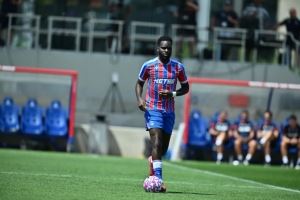 官方：水晶宫前锋爱德华转会加盟朗斯