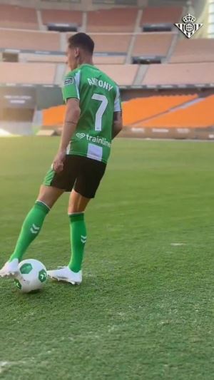 知道你们想看什么😉贝蒂斯发布安东尼转圈圈纯享版视频