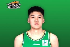 真挚的祝福！祝辽宁男篮球员赵森21岁生日快乐！🎂🎂