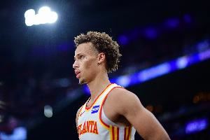 丹尼尔斯:刚来美国打球时进攻很一般 我只能做好防守来赢得机会